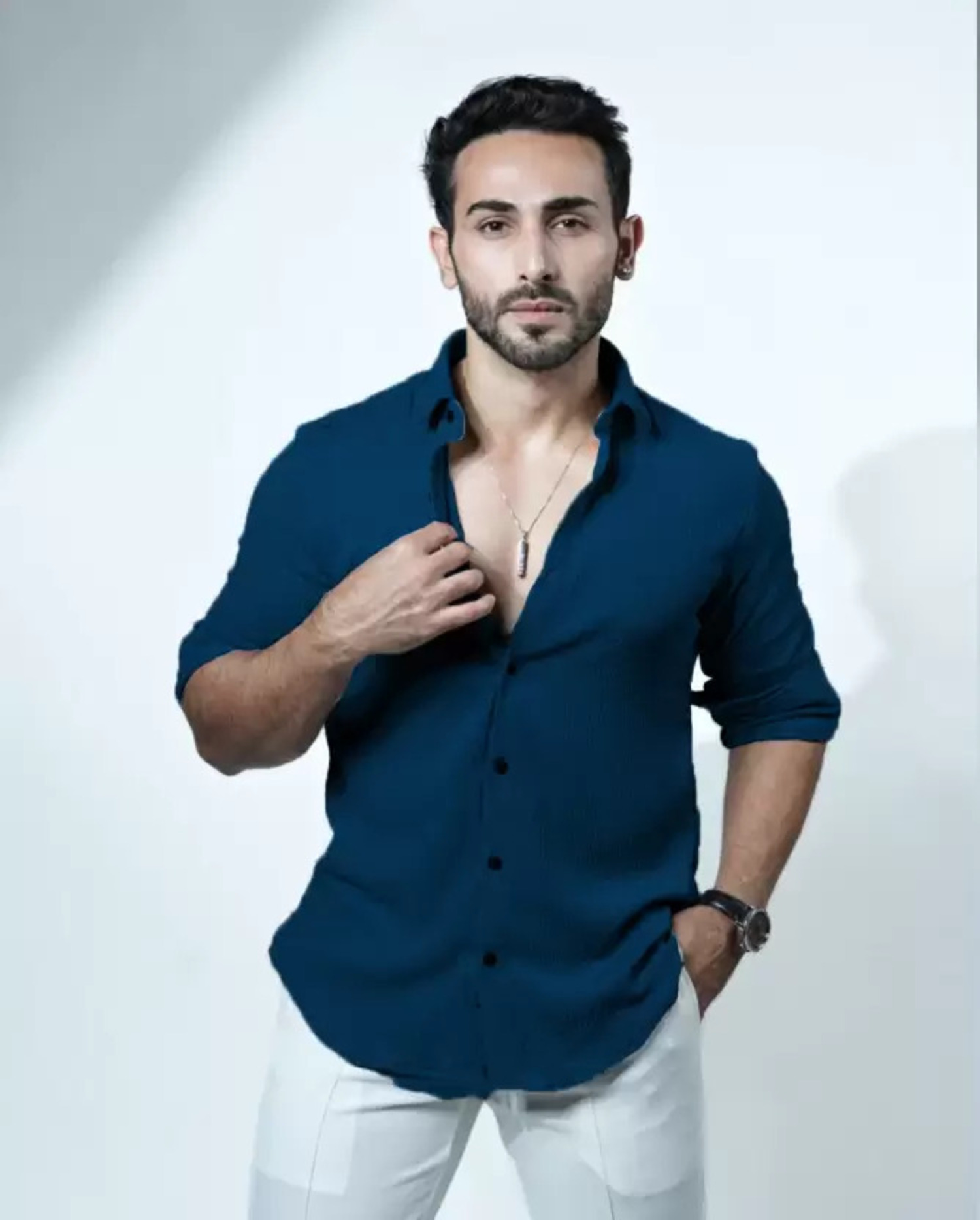 Men's Casual Slim Fit Textured Navy Blue Shirt – Full Sleeve, Button-Down