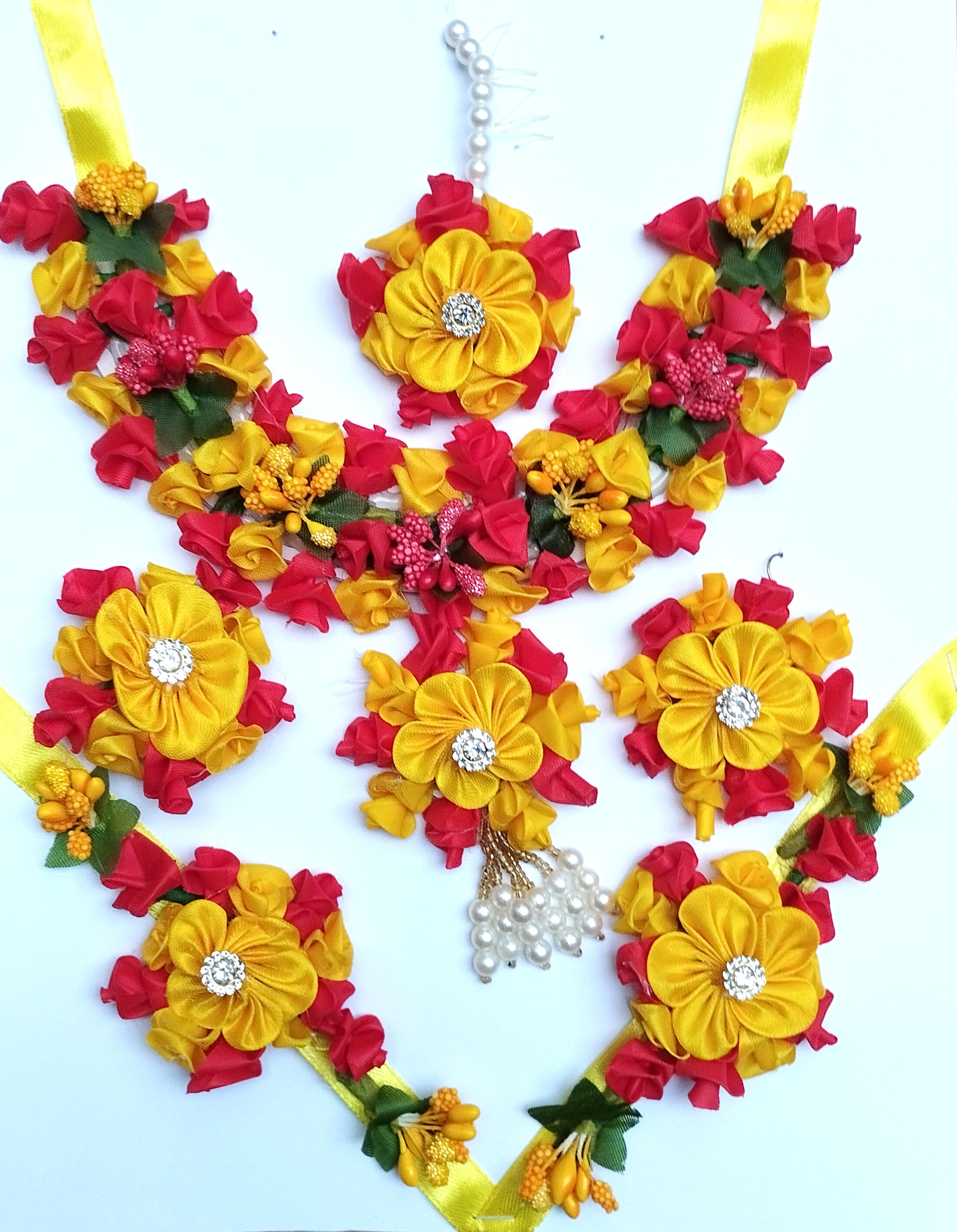 Handcrafted Cloth Jewellery Ornaments Decorative Ethnic Art