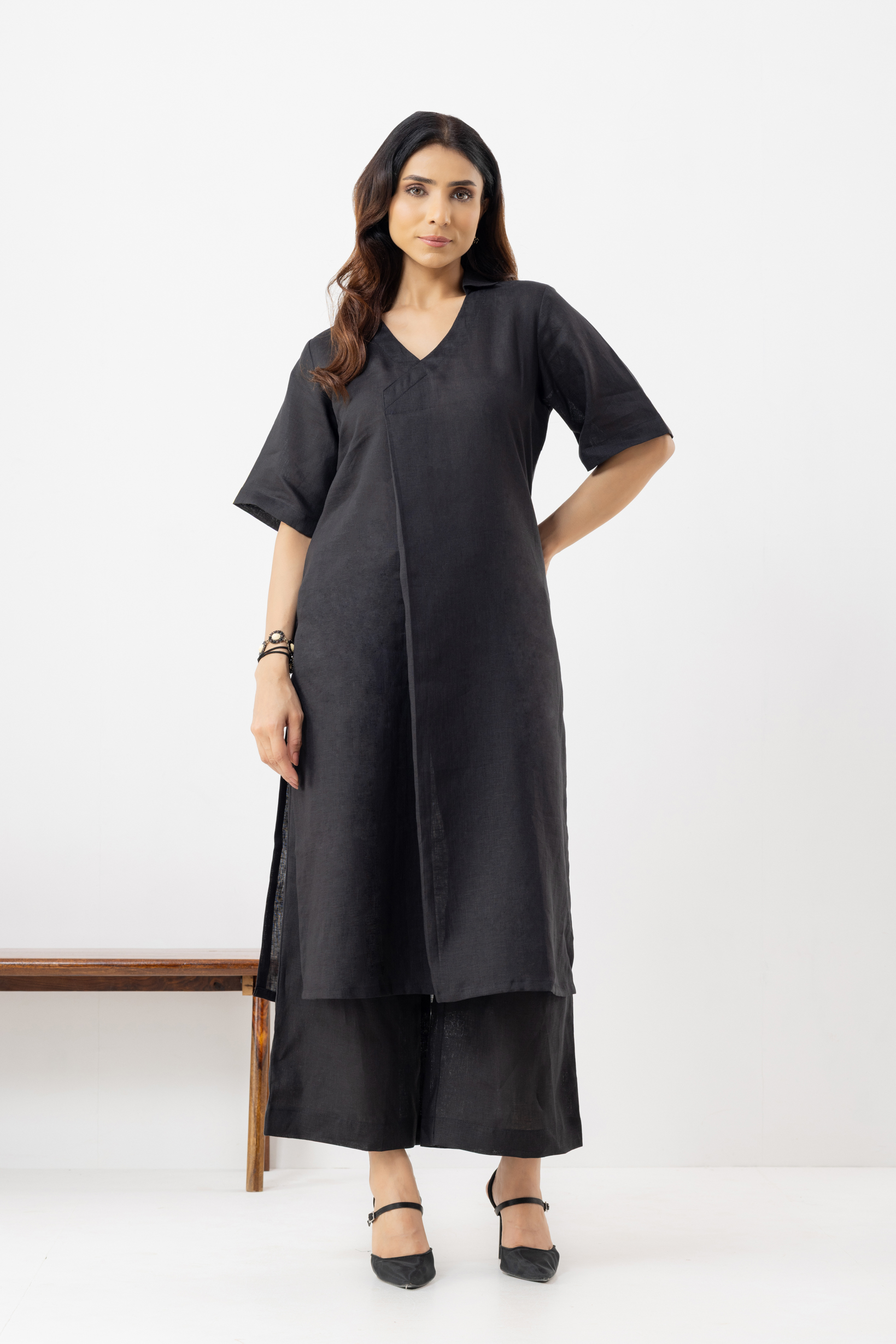 Women’s Black V-Neck Short Sleeve Kurta...