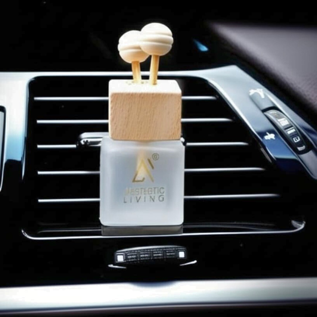 White Reed Vent Clip Car Aromatizer Diffuser Oil Combo