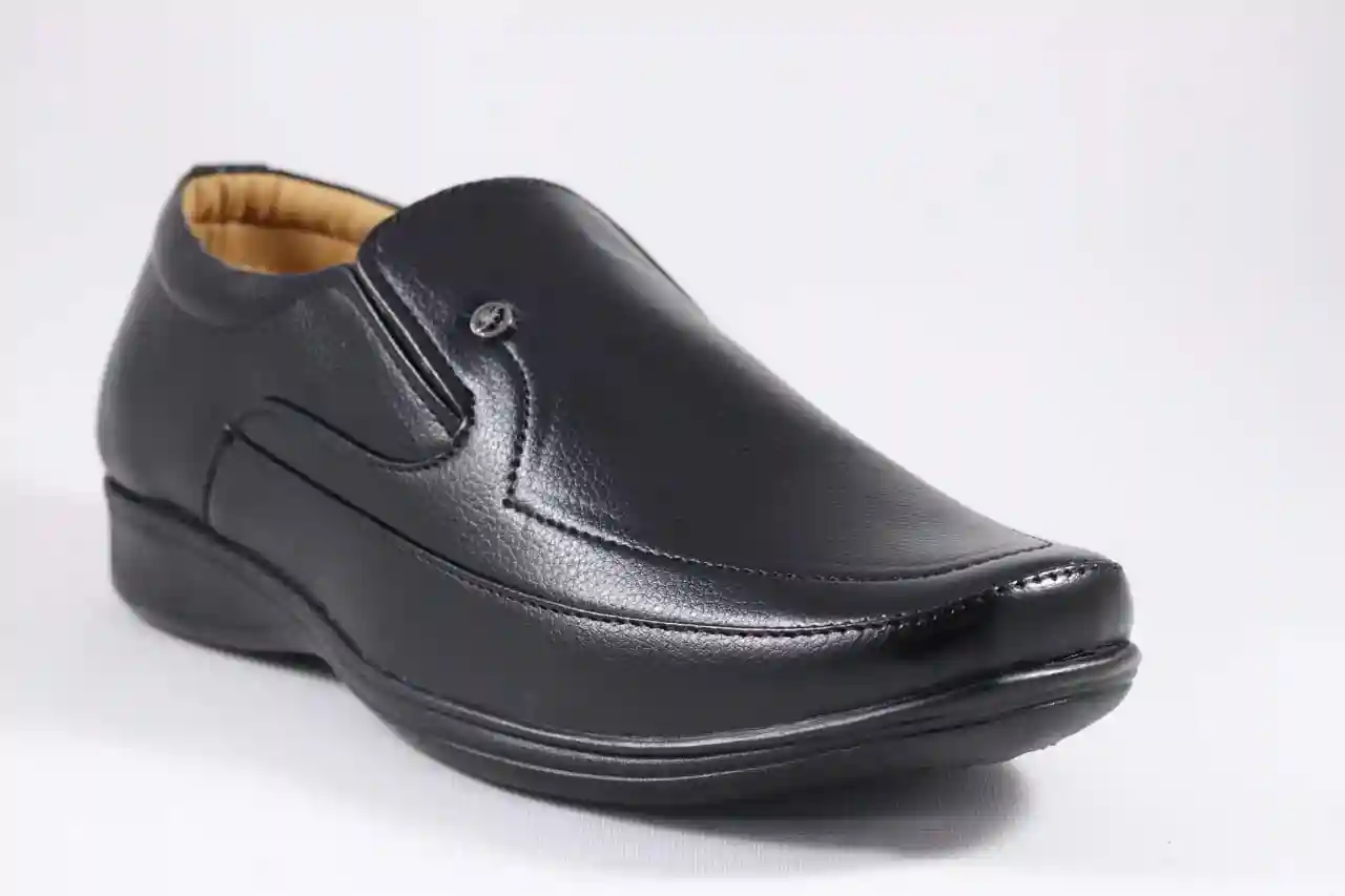 Latest Trendy Men Formal Shoes|Black Moc...