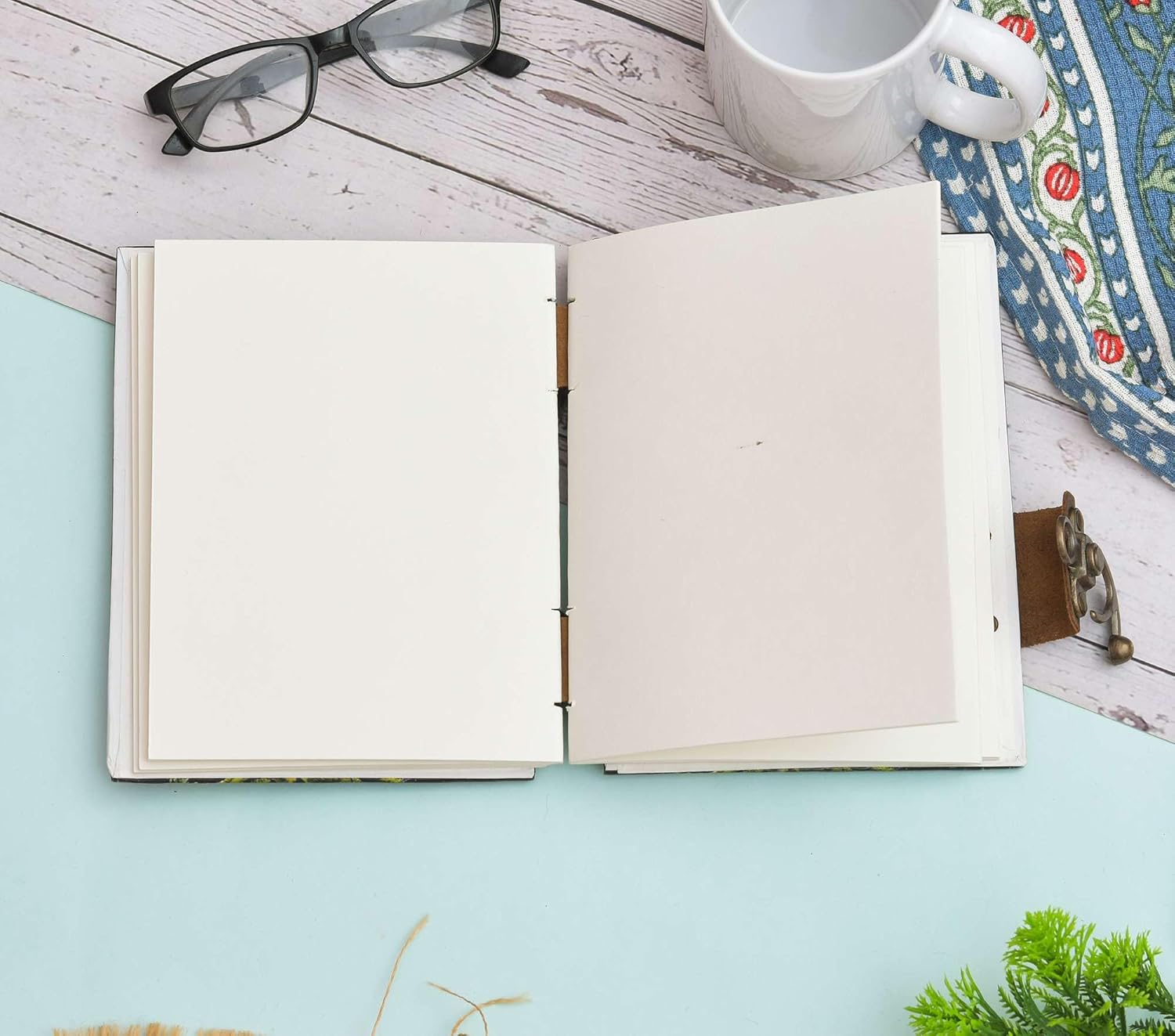 Handmade Printed Cardboard Journal Buckle Lock Unruled 200