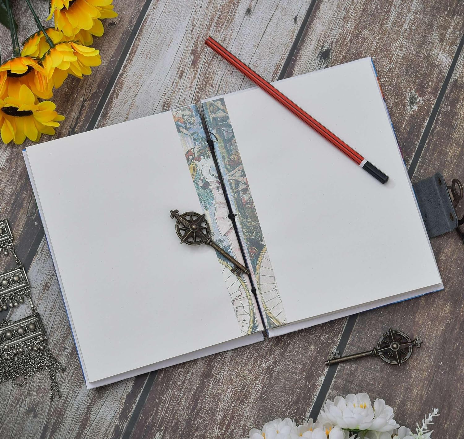 Elegant Handmade Buckle Lock Notebook for Creative Writing