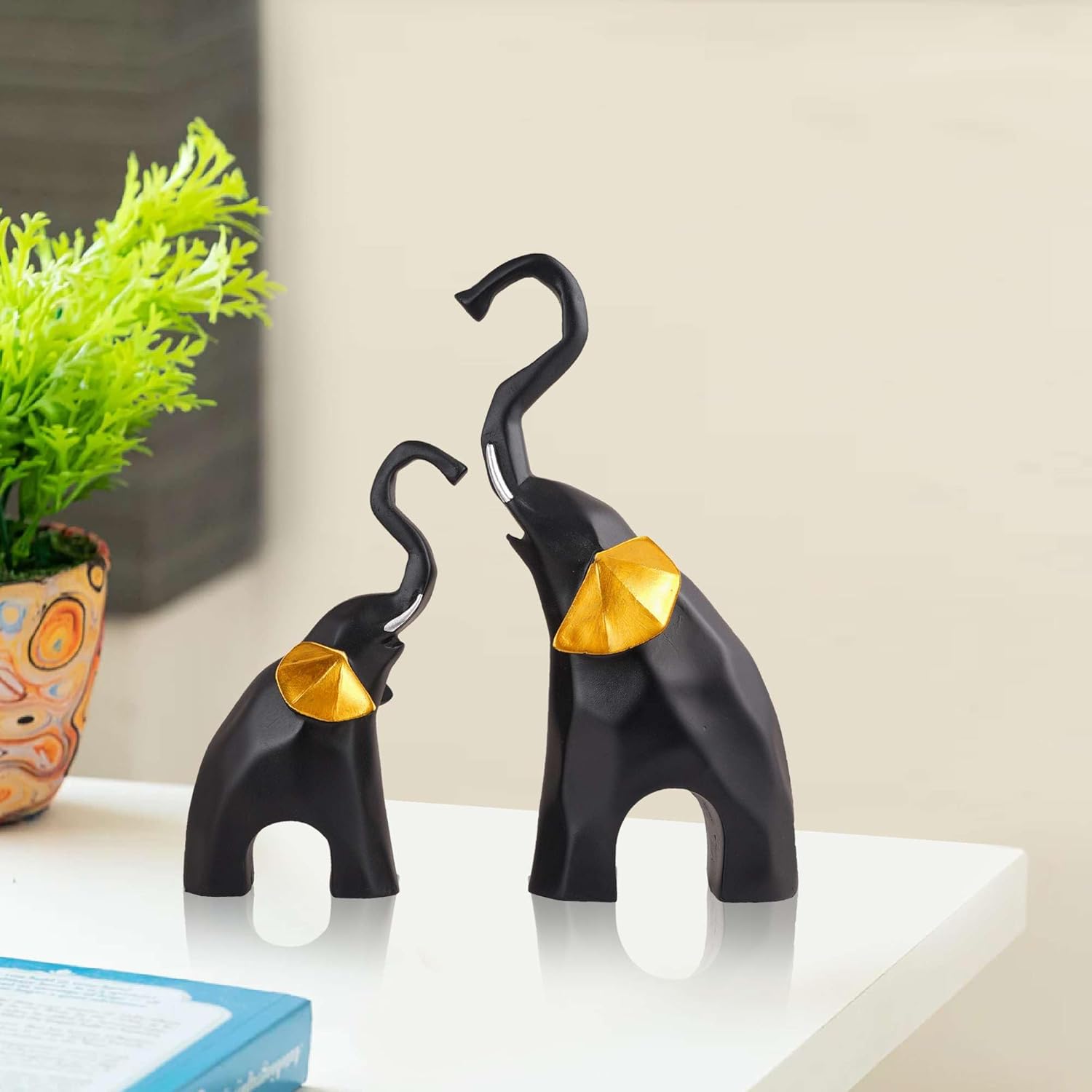 Polyresin Elephant Showpiece Set of 2 Ho...