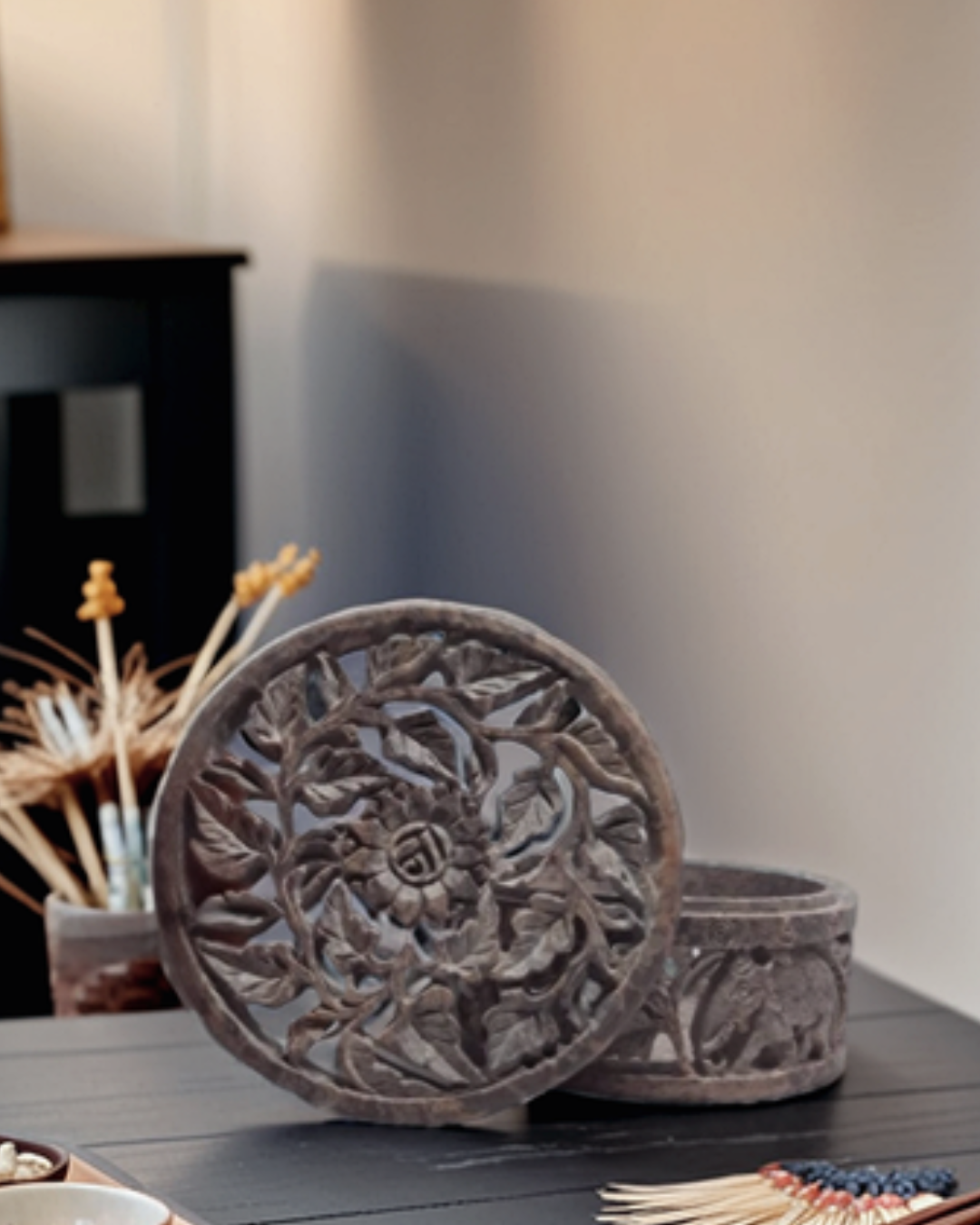 Intricate Leaf Elephant Design Marble Decorative Box