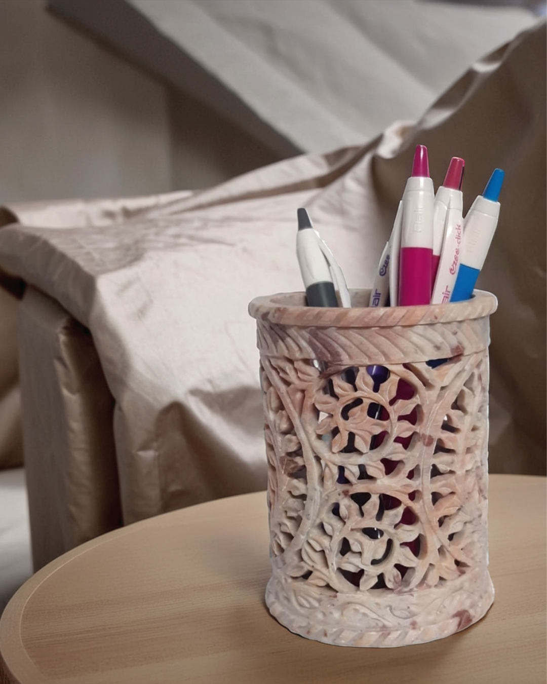 Round Marble Pen Holder with Tealight Leaf Flower Design