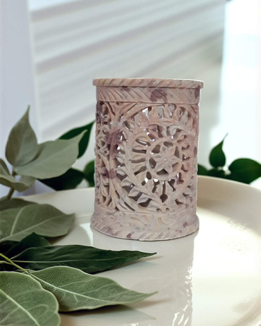 Round Marble Pen Holder with Tealight Leaf Flower Design