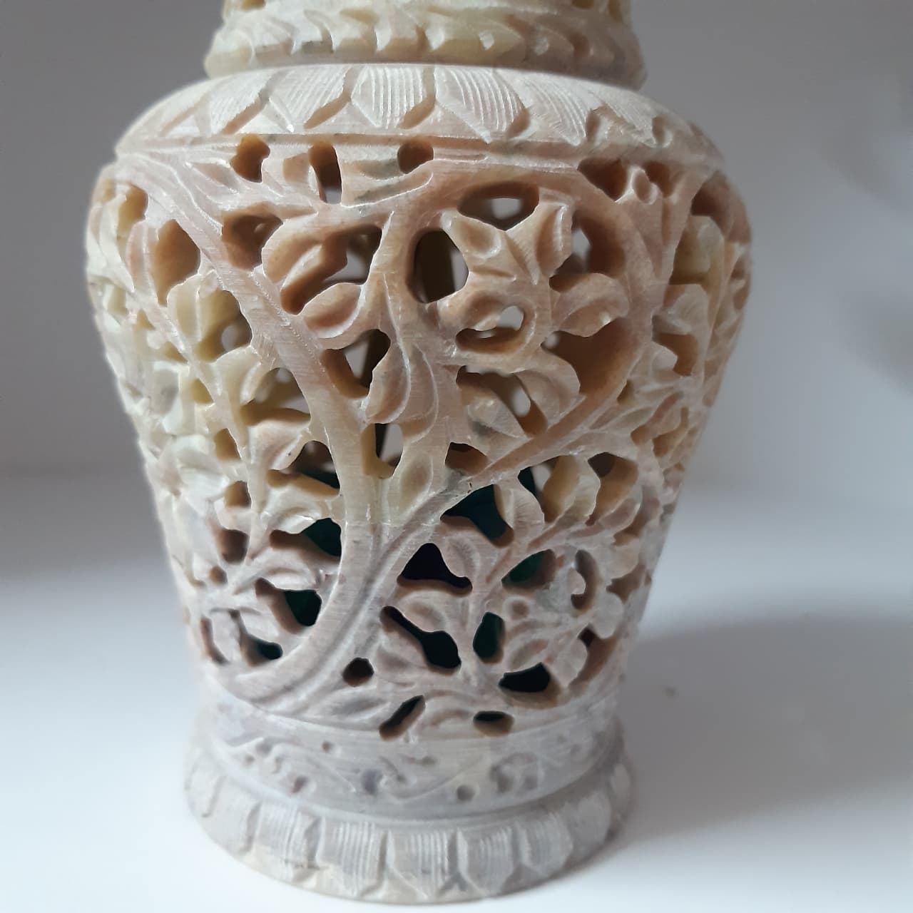 6" Soapstone Marble Flower Vase With Intricated Leaves And Flowers, Beautiful Gift And Homedecore Peice