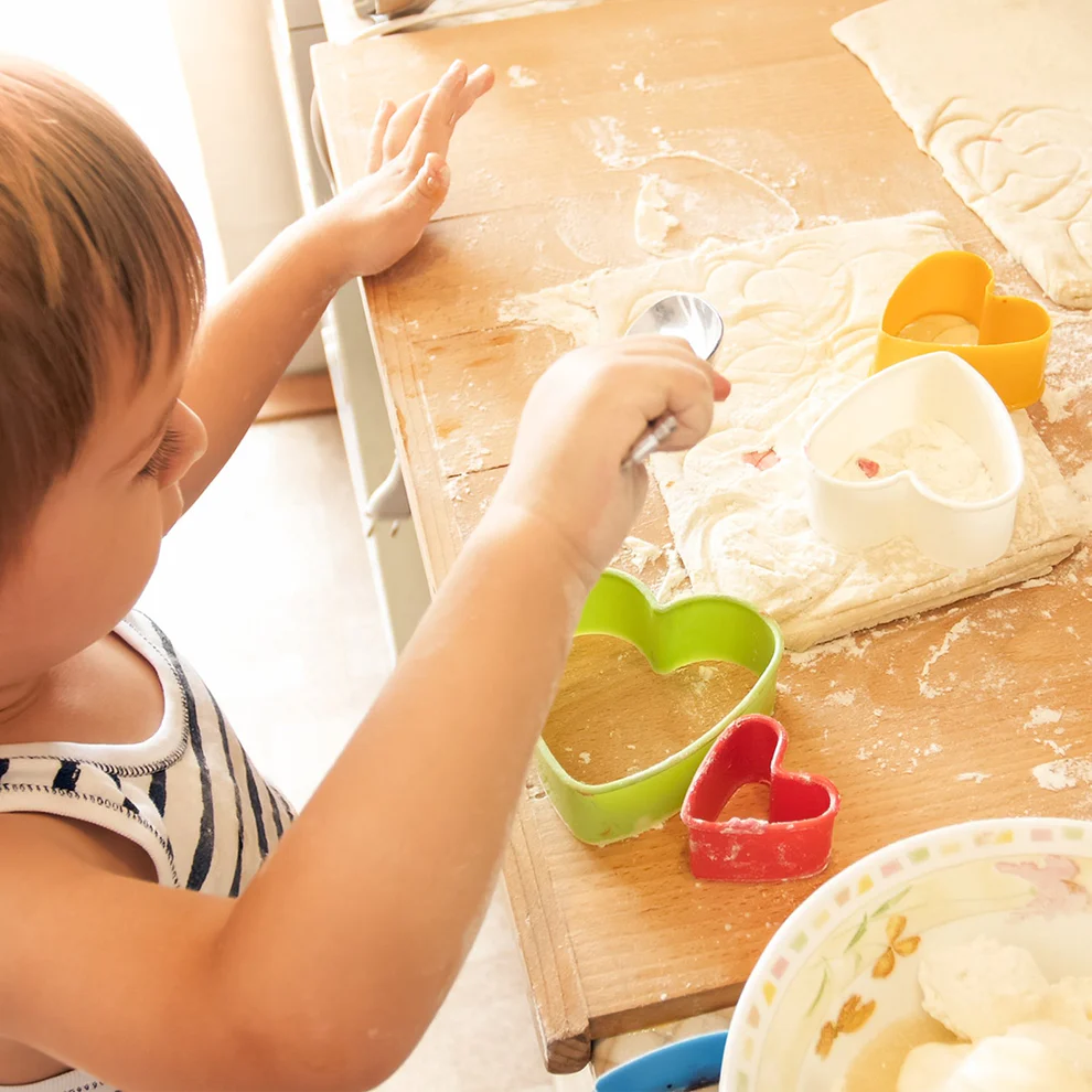 Cookie Cutter Set with Heart Star Flower Shapes 4 Pack