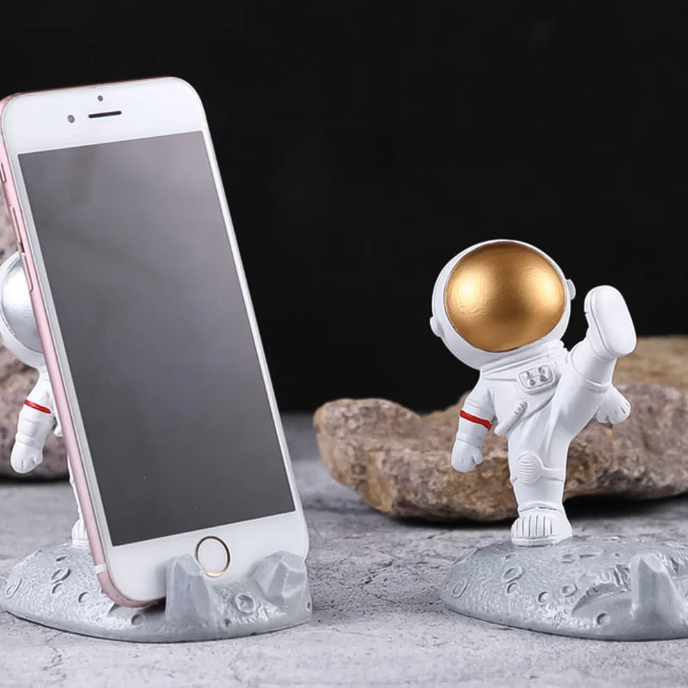 Astronaut Theme Creative 3D Mobile Phone Stand