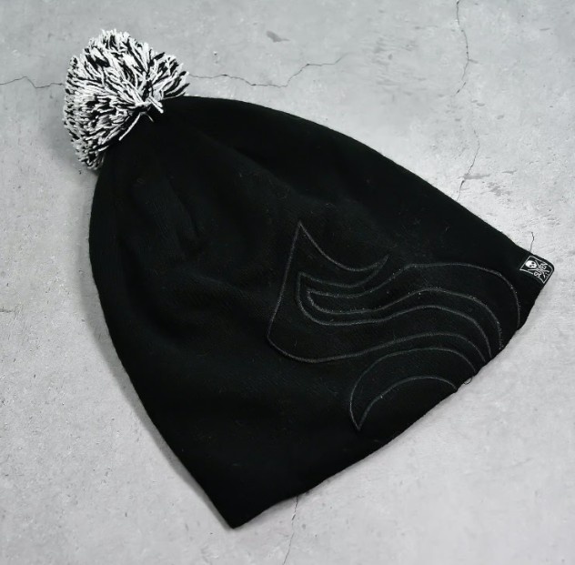Men's and Women's Skull Slouchy Winter Woolen Knitted Black Inside Fur Beanie Cap