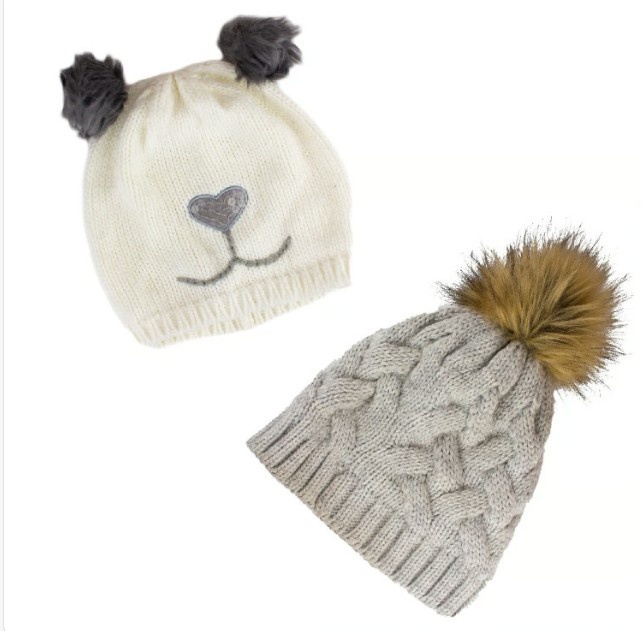 Women’s Knit Winter Beanie with Faux Fur Pom-Pom